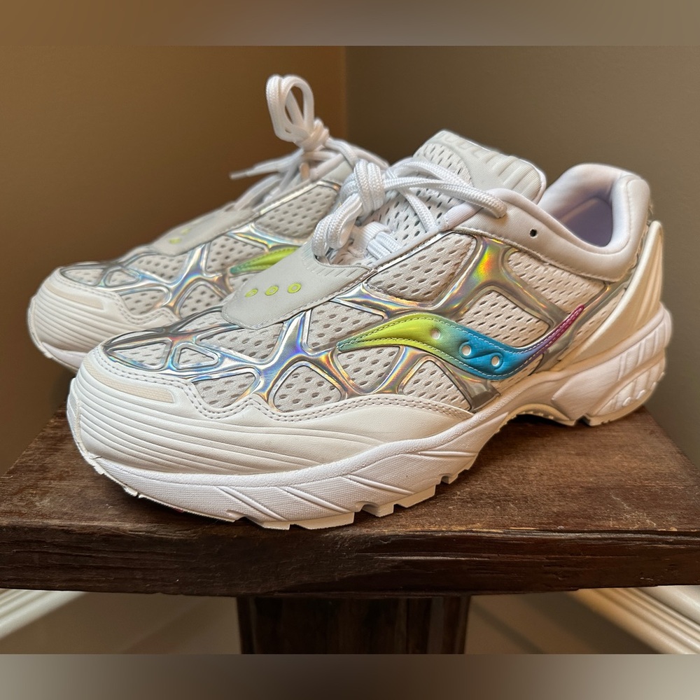 Saucony Grid Web - Size: US11 *NWT*